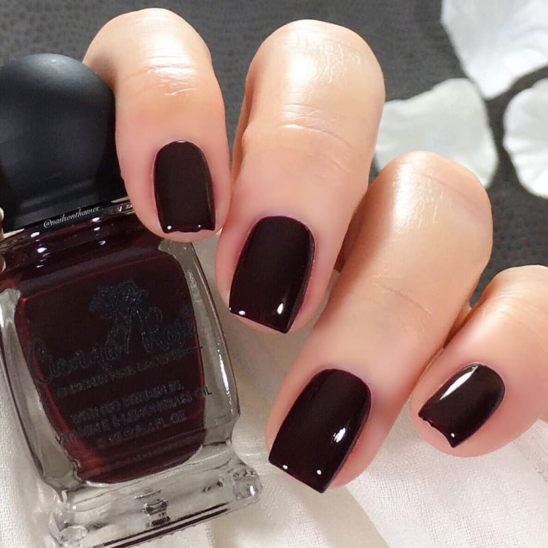 40 Super Hot Maroon Color Nail Polish Ideas – NailDesignCode