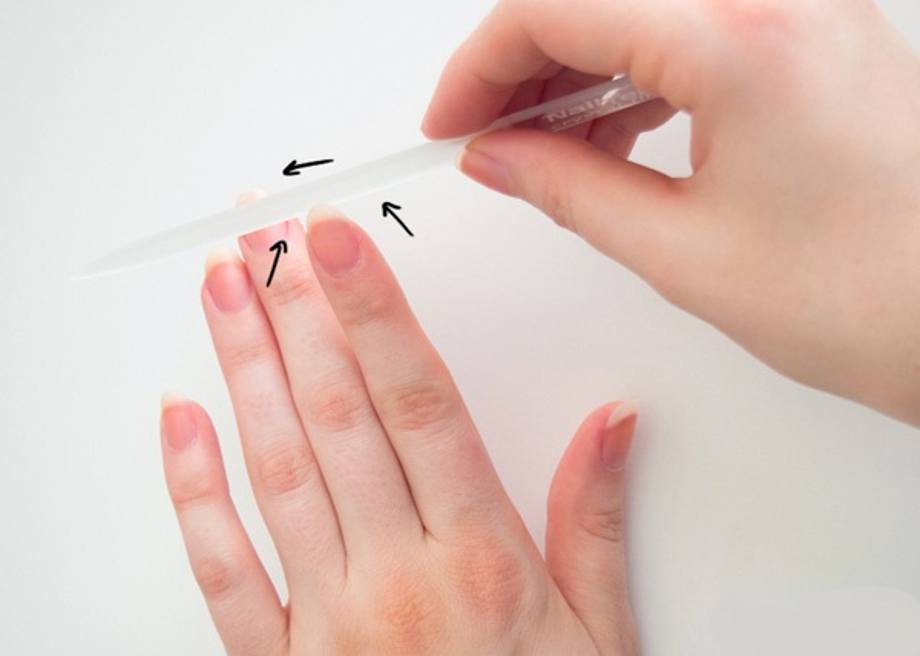 How to file nails