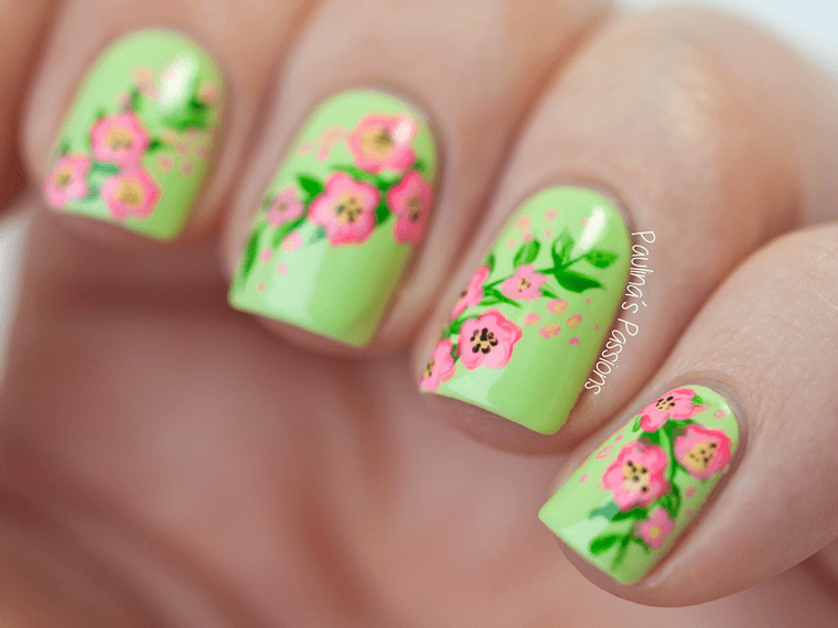 nail design with lime green