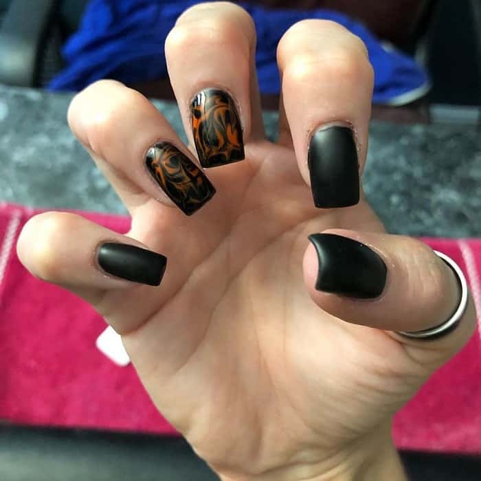 water marble nails for halloween