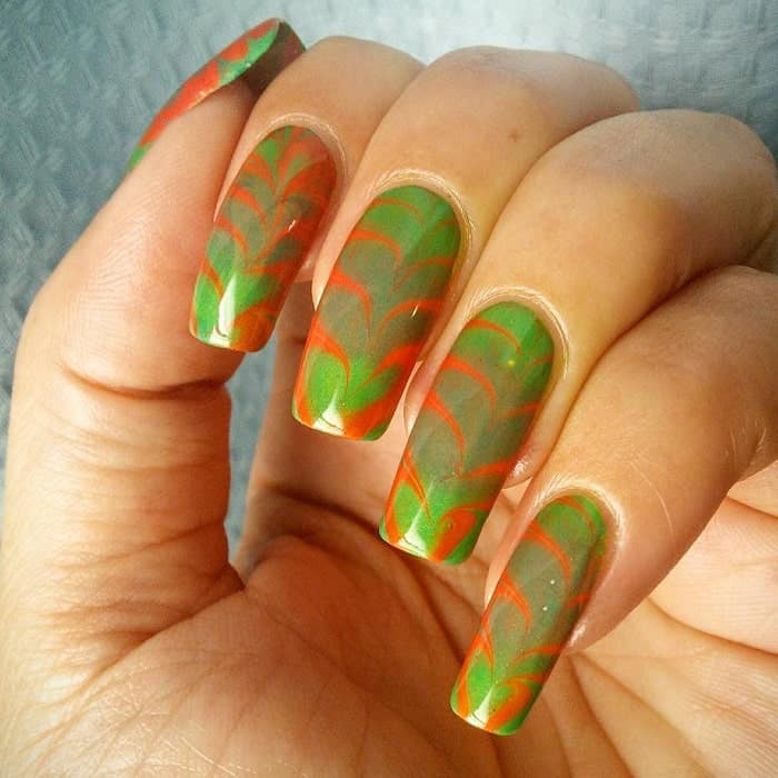 heart water marble nail art