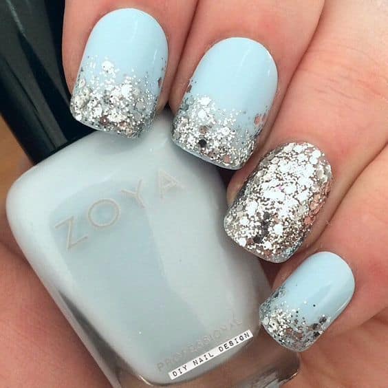 glitter accent nail