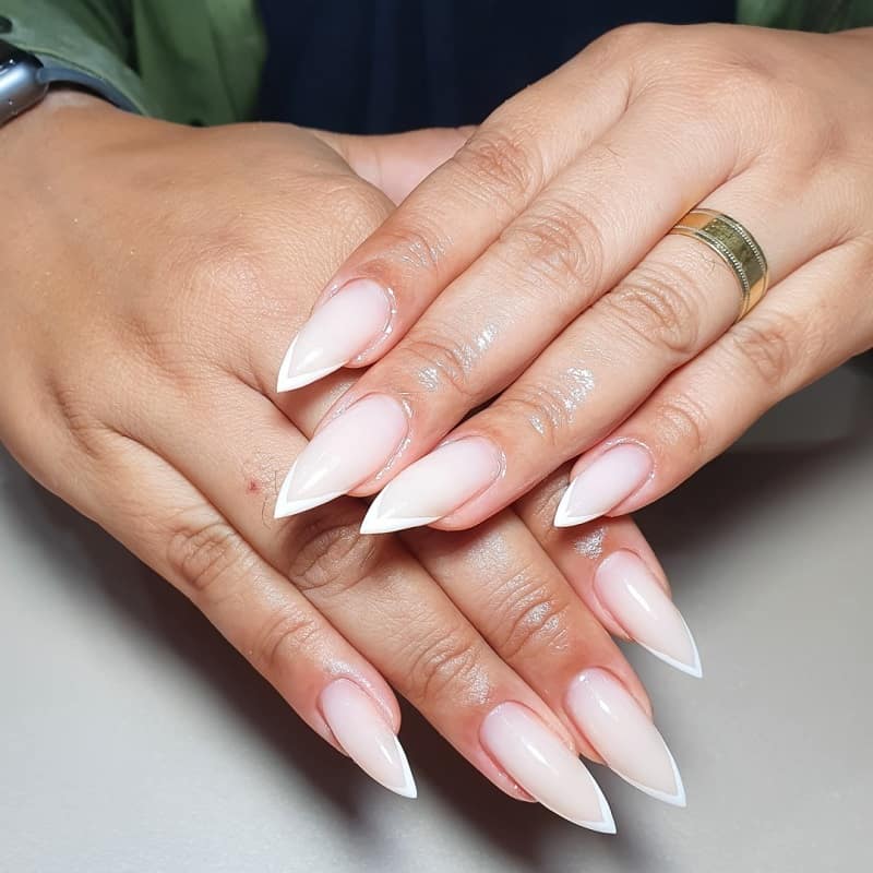 nude fake nails