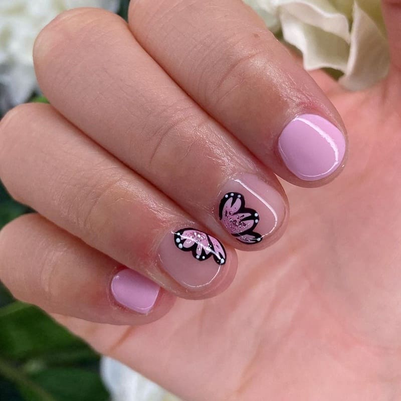 very short rounded nails