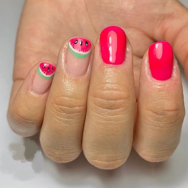 cute short round nails