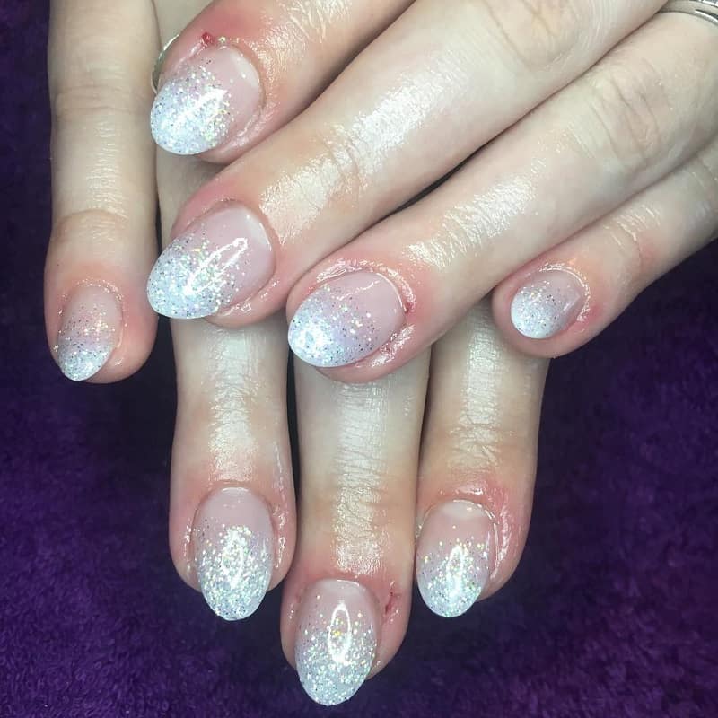 short oval glitter ombre nails