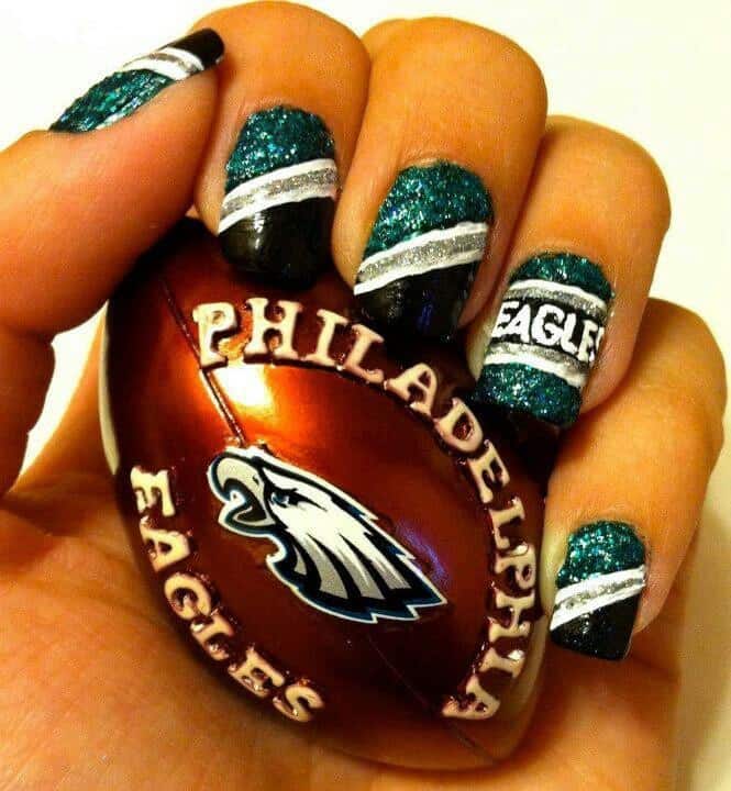Philadelphia Eagles Nail Design
