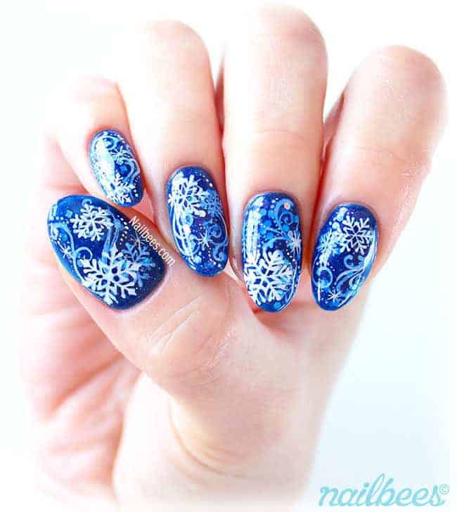 31 Snowflake Nail Designs That Don’t Go out of Style
