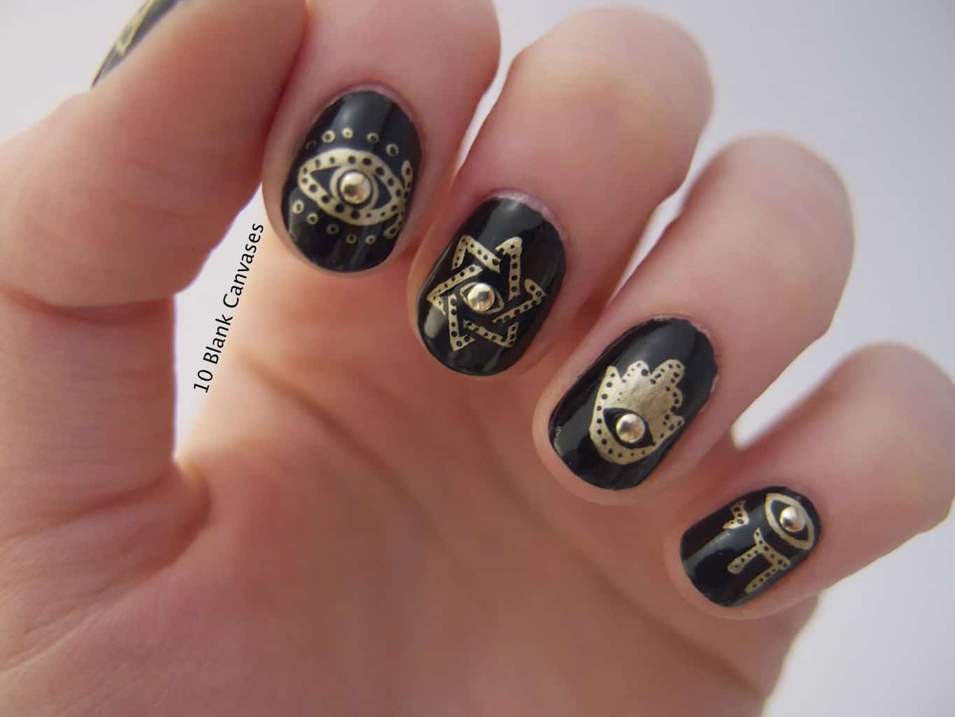 Illuminati Designs on Round Nail