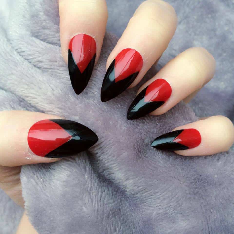 30 Eye Catching Black Tip Nails That Are Simply Elegant