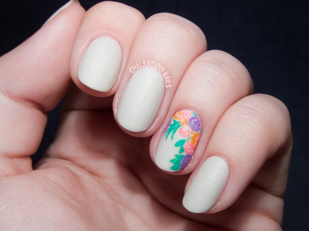 floral Accent nail design