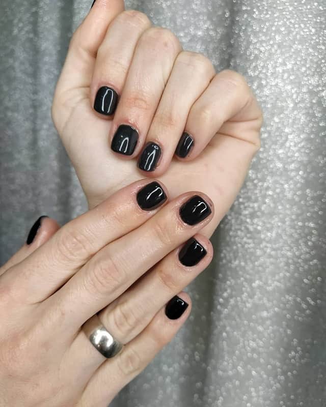 short square black nails