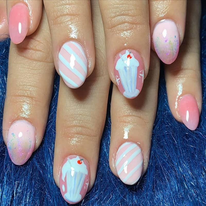 short round acrylic nails