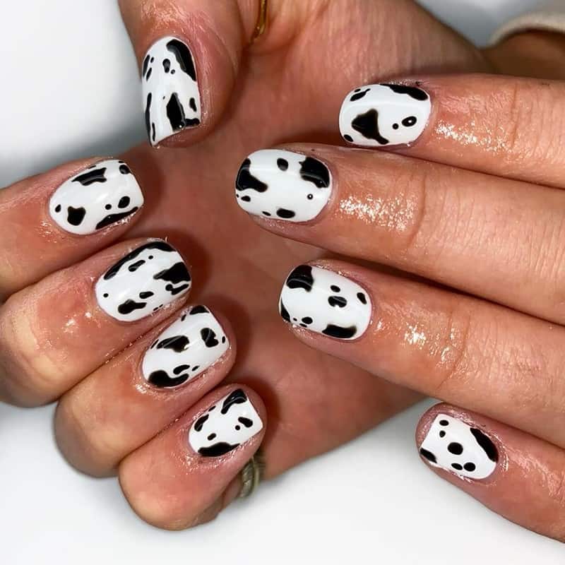 hand painted dog print nails