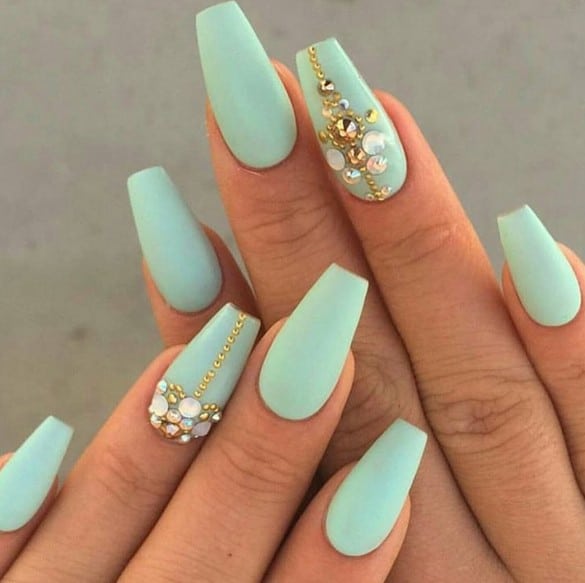 40 Mint Green Nail Designs To Make Heads Turn 2021 Trends   5 Pastel Mint Green Nail Designs 