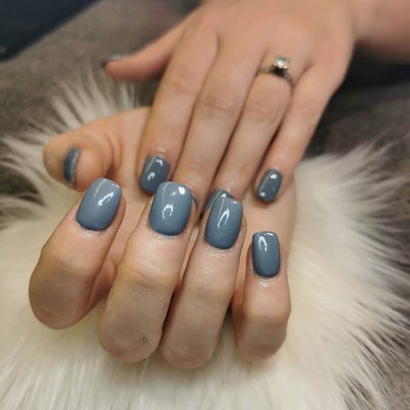 short square grey nails