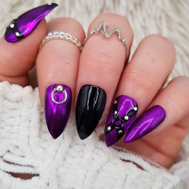 Top Emo Gothic Nails To Try Naildesigncode