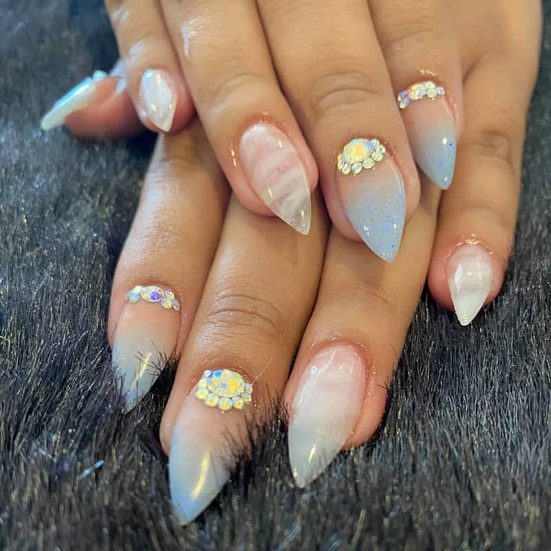 ombre clear nails