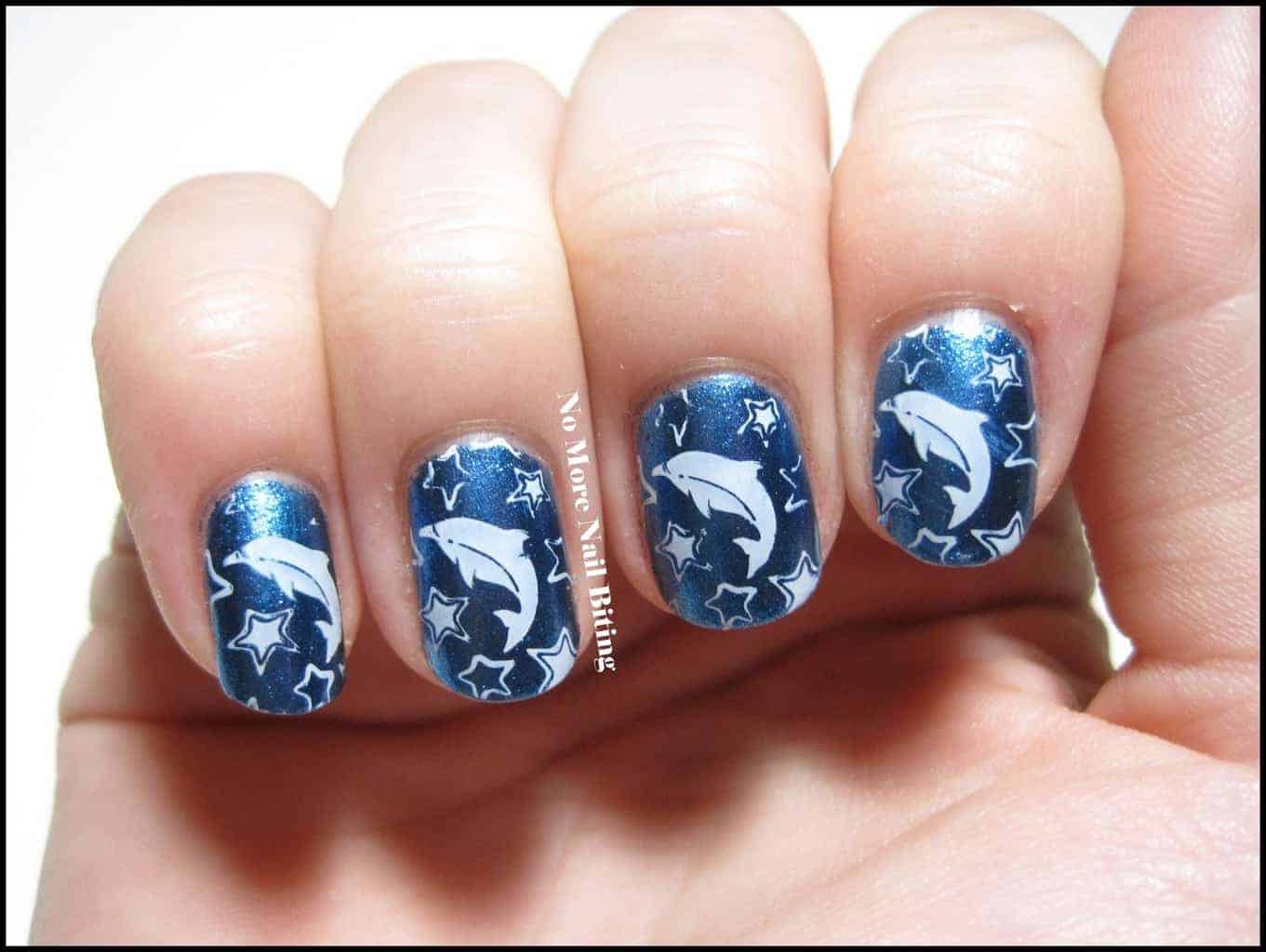 20 Delightful Dolphin Nail Art Ideas To Slay The Summer