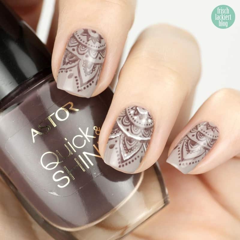 henna nail art on grey base