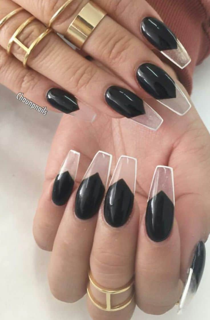 33 Simple Yet Clear Nail Designs (2024 Guide)