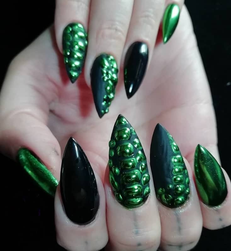 goth stiletto nails