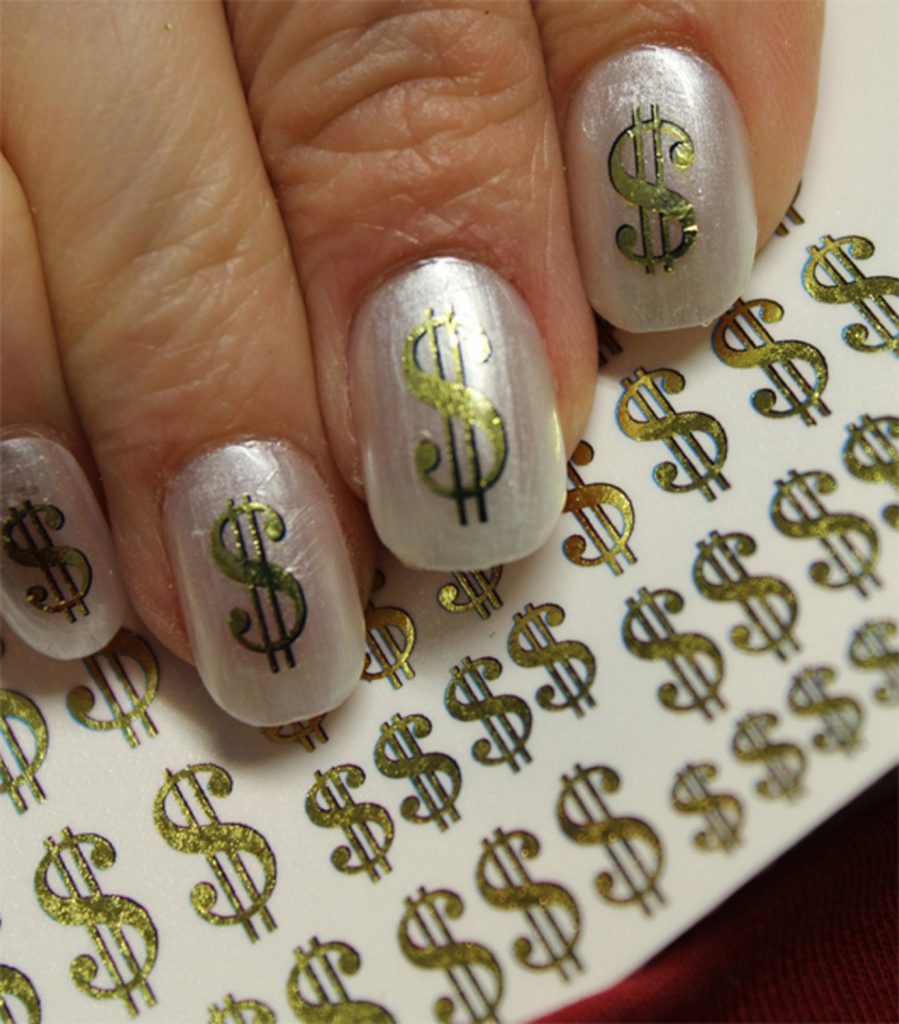 Dollar sign on Nail Art