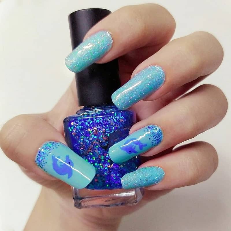 dolphine blue nails