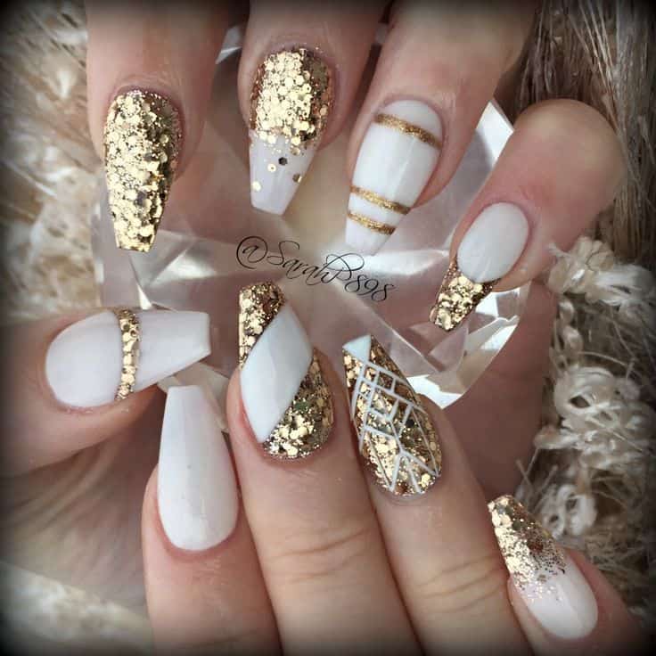 30 Graceful White Coffin Nails That Are Totally Edgy