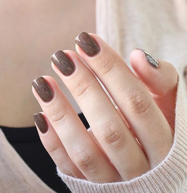 short brown nail design