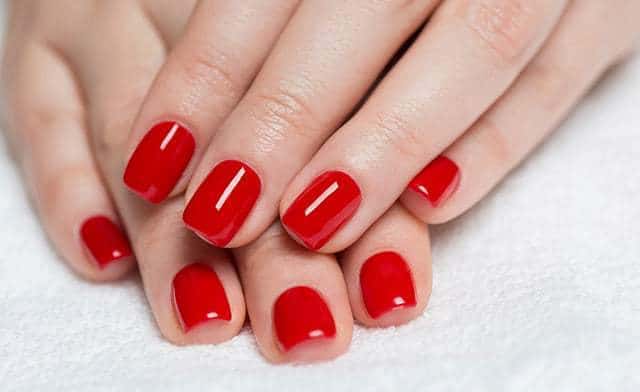 Pros And Cons of Shellac: Is Shellac Bad For Your Nails?