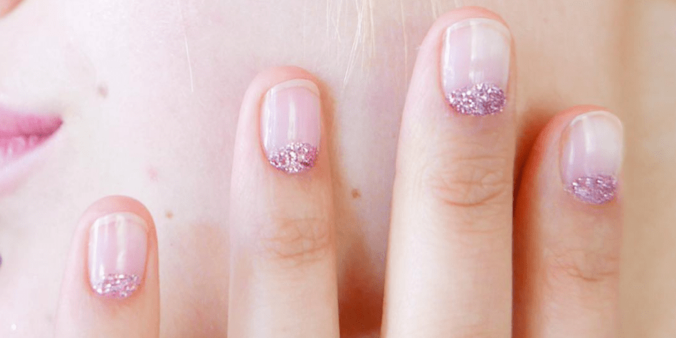 minimalist glitter nail art