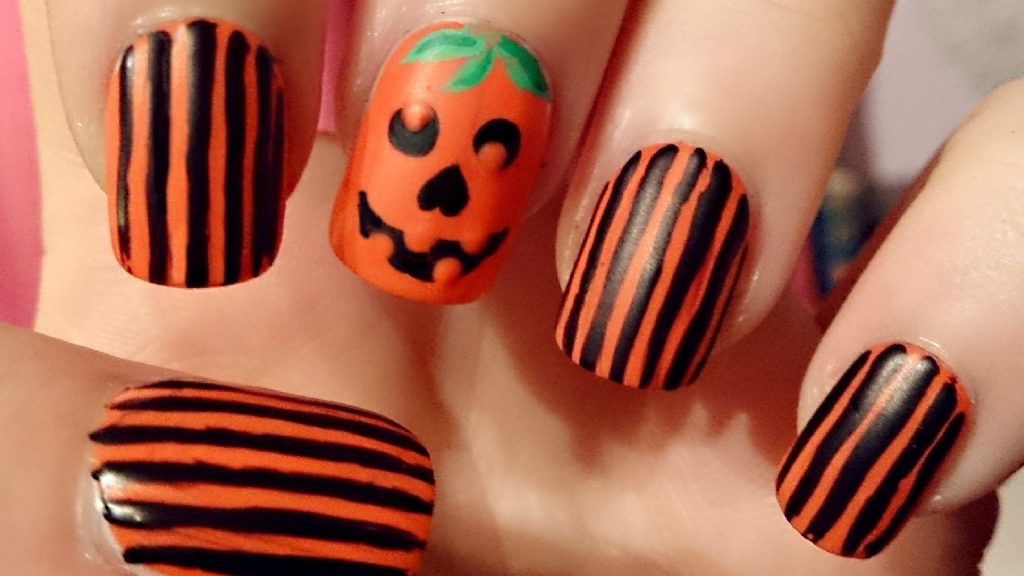 Striking Stripes pumpkin nail art