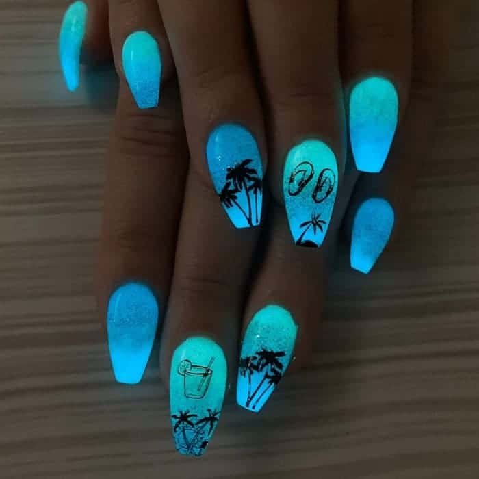 palm tree nails with stickers 