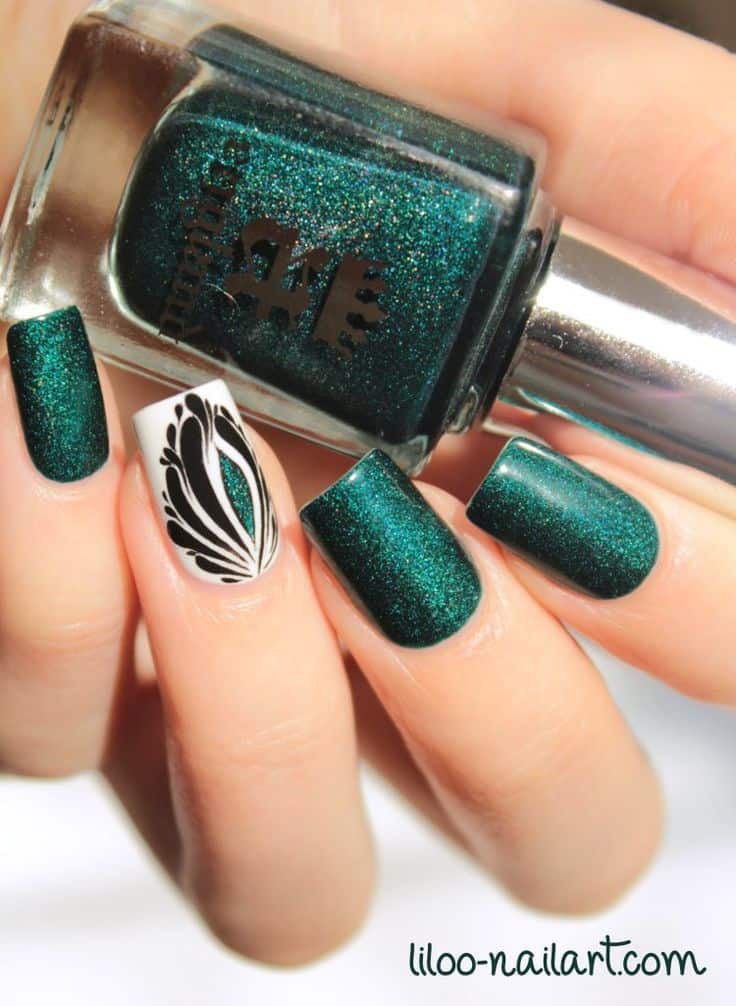 Peacock Accent Nails