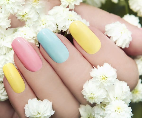 Natural & Simple Pastel Nails