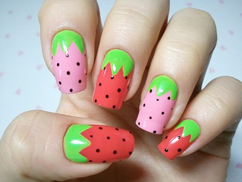 Two Tone Strawberry Printed Nails