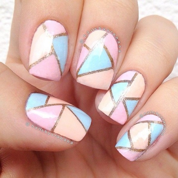 Stripped Lines in Pastel nail