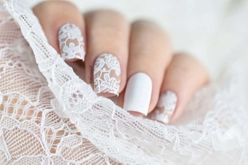 lace quinceanera nail art