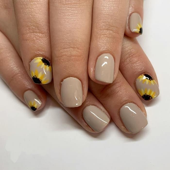 sunflower sticker nails 