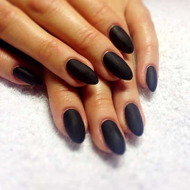 the matte finish nails