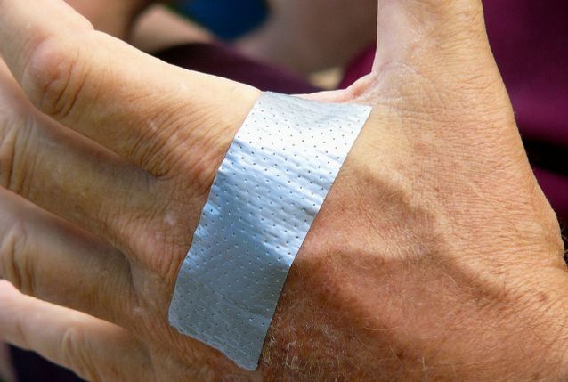 use duct tape to get rid of warts