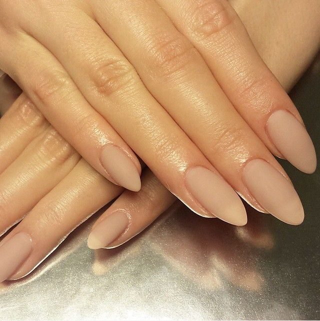 Block matte nude Nail 