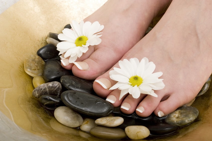 hot stone pedicure at home