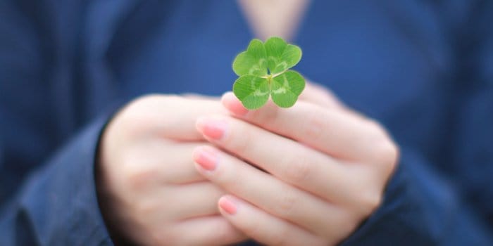 pinky fingernail resembles luck