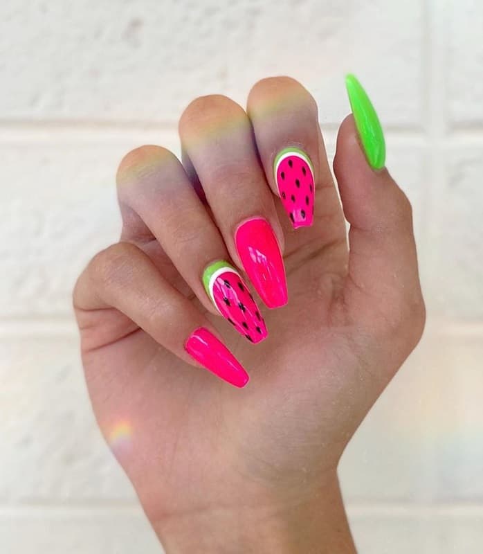 coffin shaped fruit nails