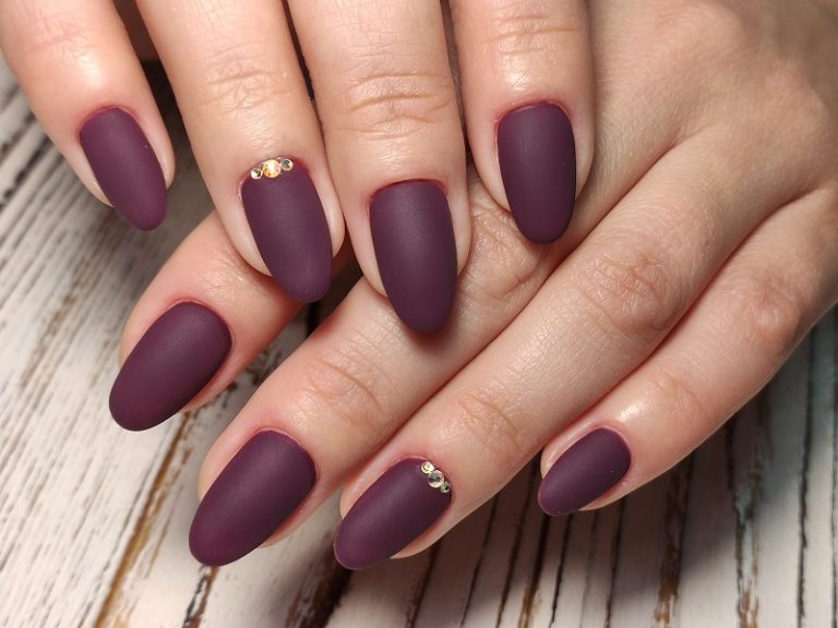 Matte Maroon Nails with Glitter - wide 4