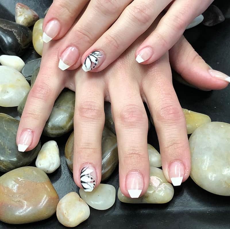 short coffin french tip nails