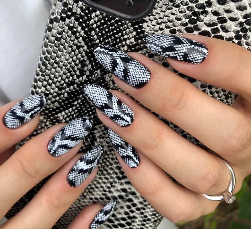 animal acrylic nail designs