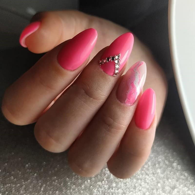 hot pink nail designs with rhinestones